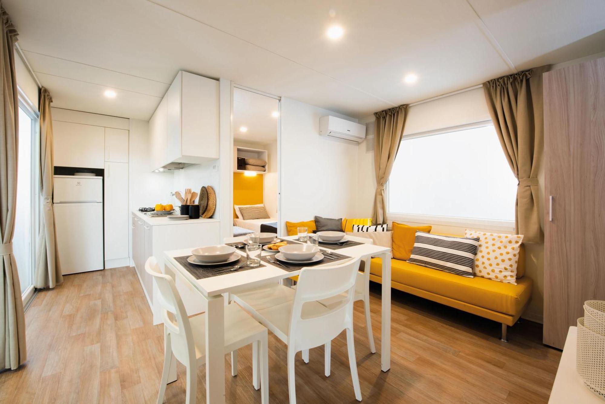 Mobile Homes Mediteran In Caravan Park Strasko, Novalja Luaran gambar